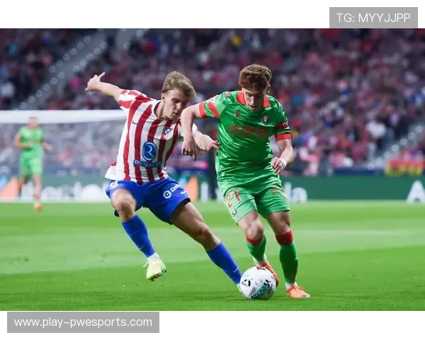 奥萨苏纳主场攻势猛烈，利用边路传中战术寻找布迪米尔空中优势