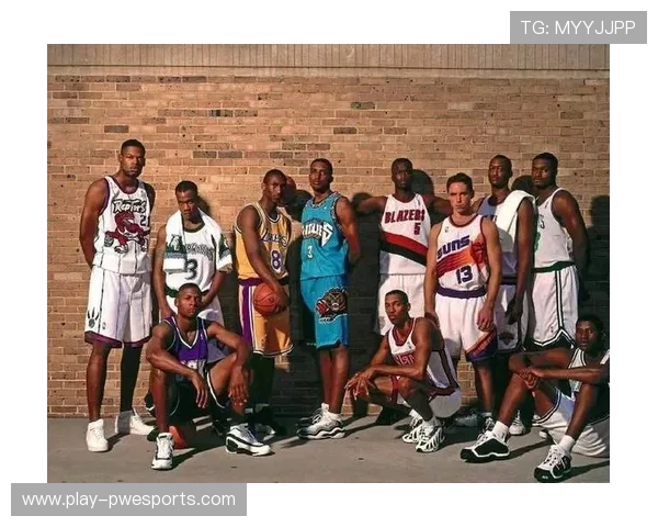 历史五人组话题热议，奥尼尔艾弗森曾评最佳阵容